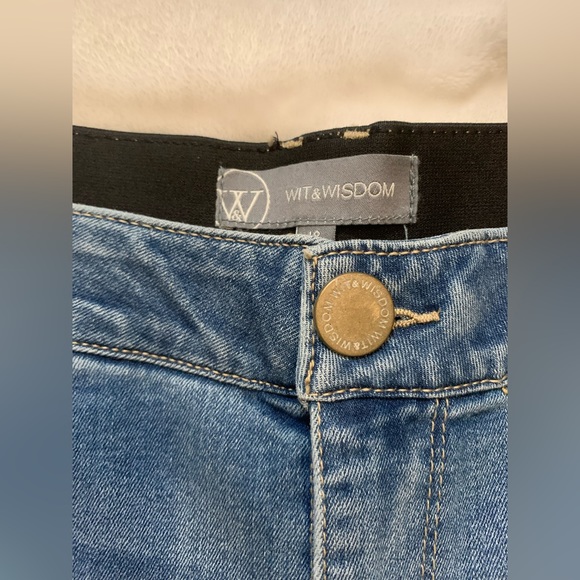 Wit & Wisdom Blue Jeans Shorts (NWT) - Picture 2 of 10